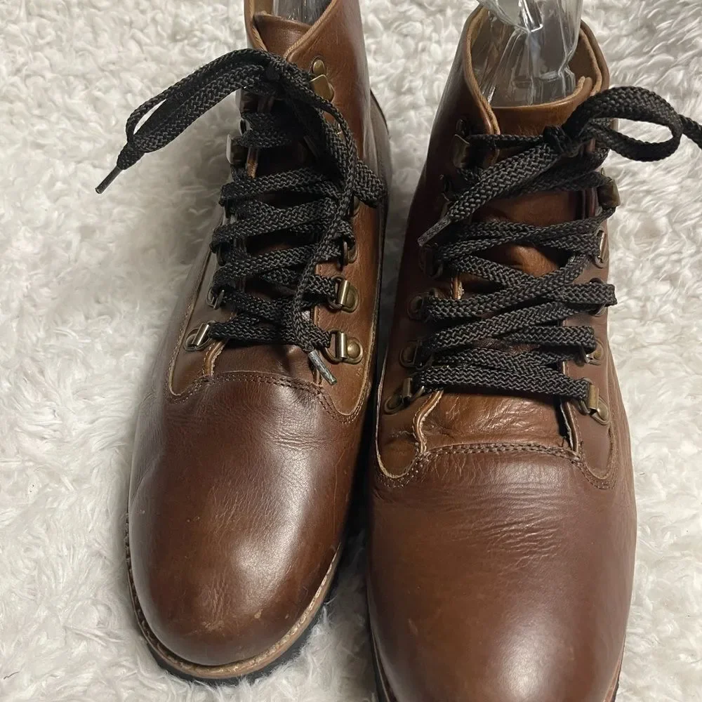 American Eagle outfitters Men’s leather Brown lace up boots Size 12